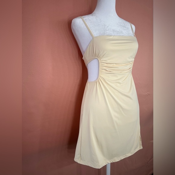 Cream Cutout Bodycon Mini Dress with Side Slit - Picture 3 of 4